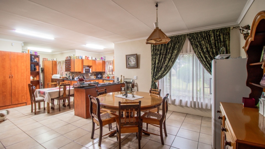 4 Bedroom Property for Sale in Olifantsnek North West
